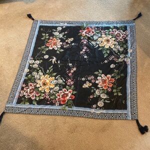 Meet your Posher, Silk Guru